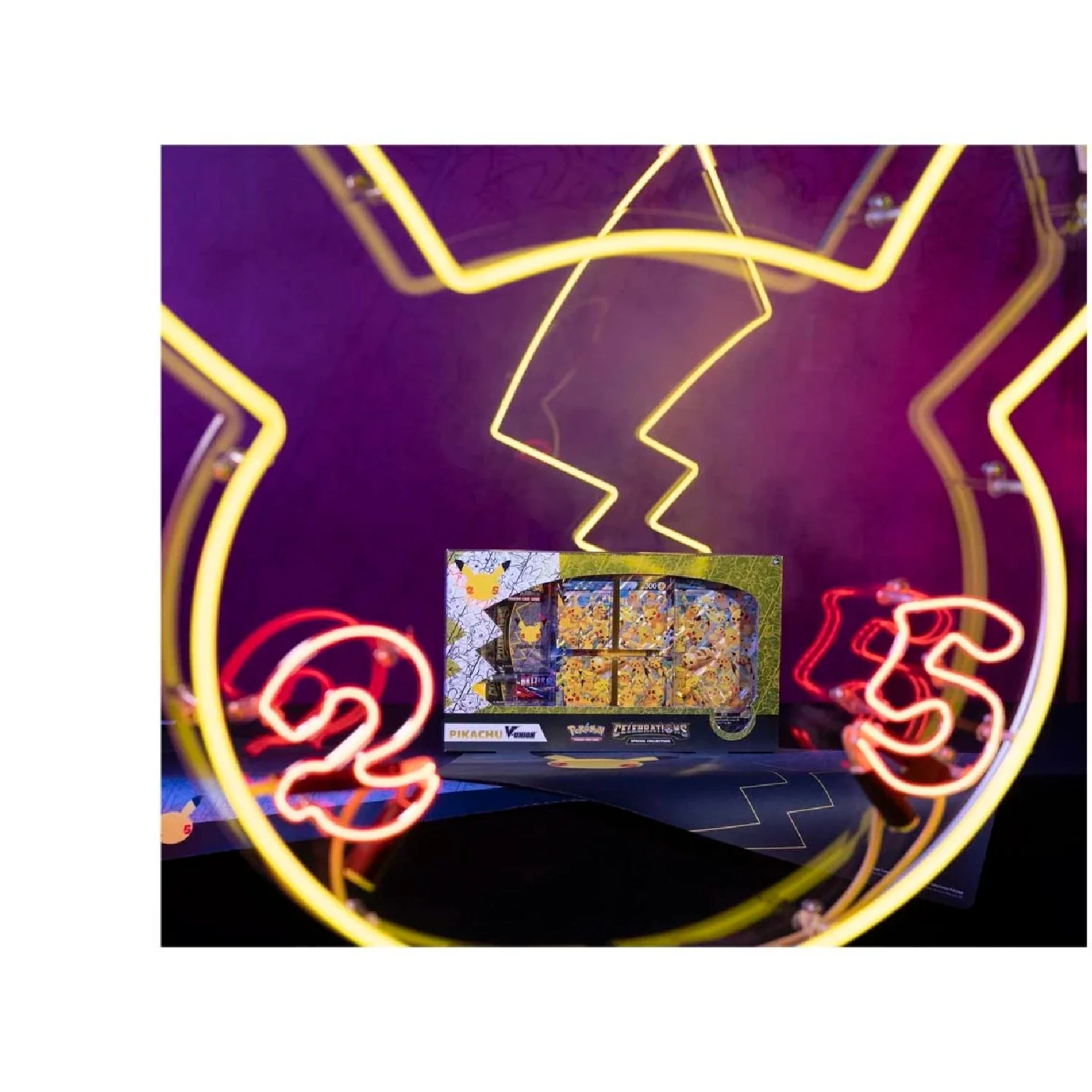 Pokemon TCG: Celebrations Special Collection - Pikachu V-UNION - Image 7